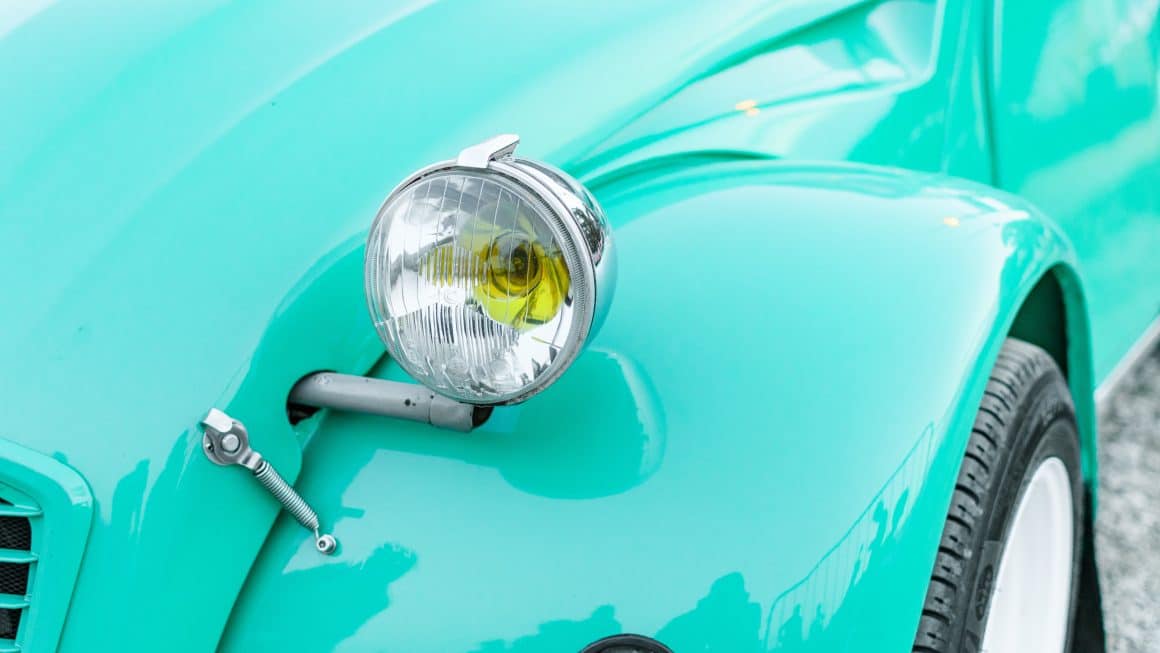 Quelles sont les étapes essentielles pour restaurer sa voiture 2CV à Paris ?